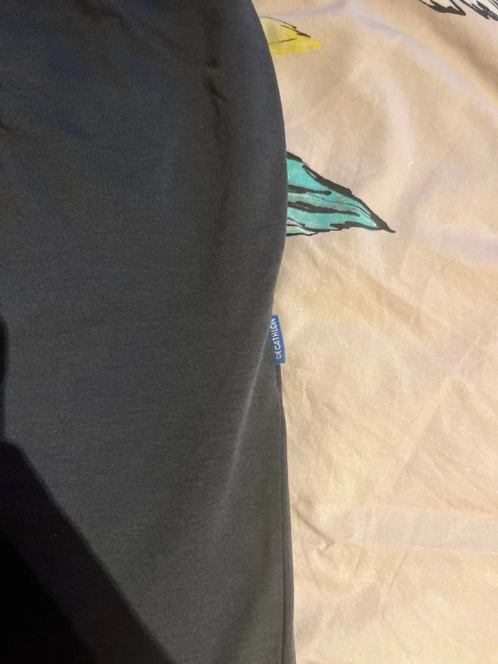 Short gris - photo numéro 3