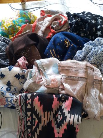 Lot foulards/écharpes
