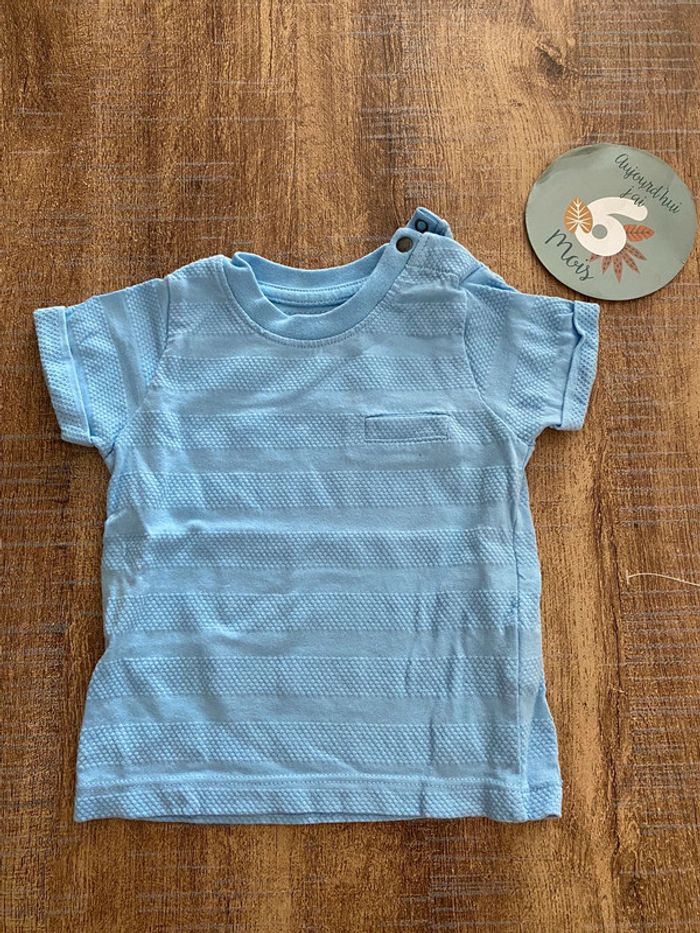 T-shirt manches courtes taille 6 mois Orchestra