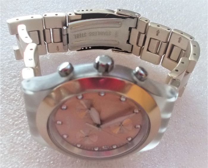 Montre SWATCH "Full Blooded" - photo numéro 4