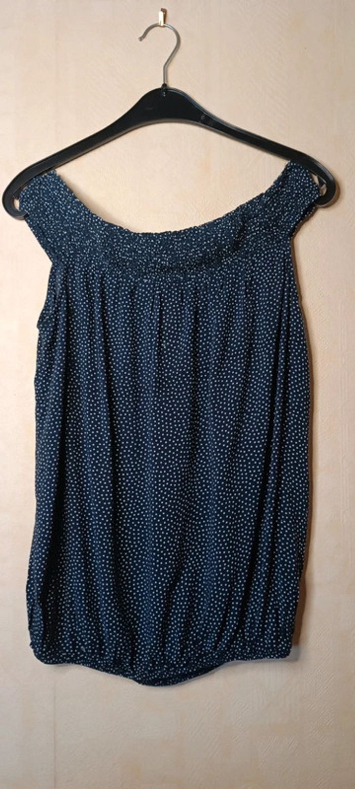 Blouse bleue à pois blanc