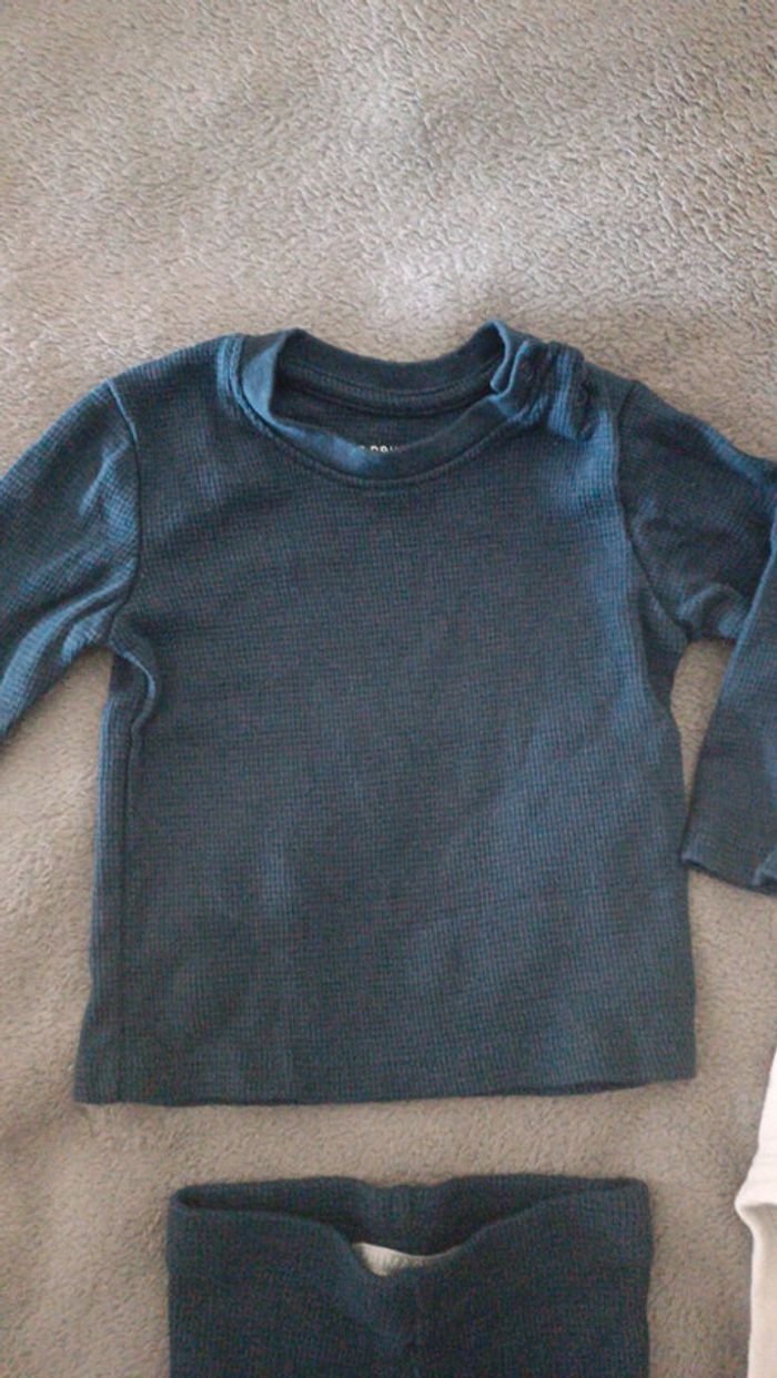 🌈 Tenue Primark garçon 3m - photo numéro 3