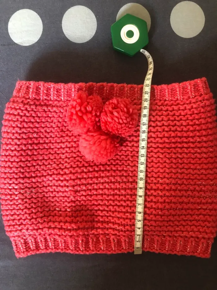 Bonnet à pompon et tour de cou et gants rose vif - photo numéro 13