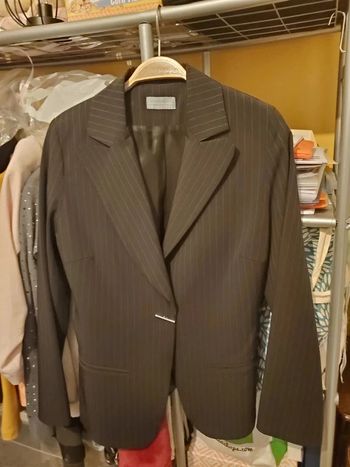 Veste tailleur taille 36 très bon état