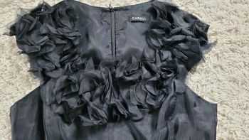 Robe très chic en soie neuve