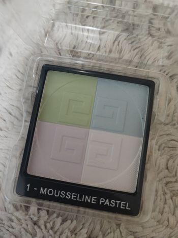 Mousseline pastel givenchy