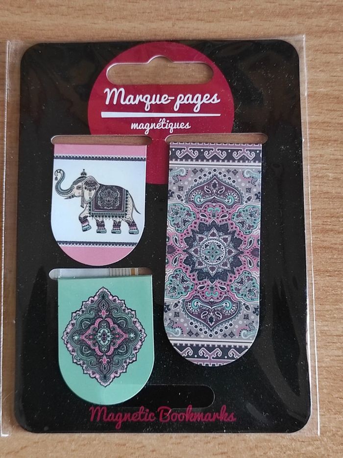 Marque pages magnétiques