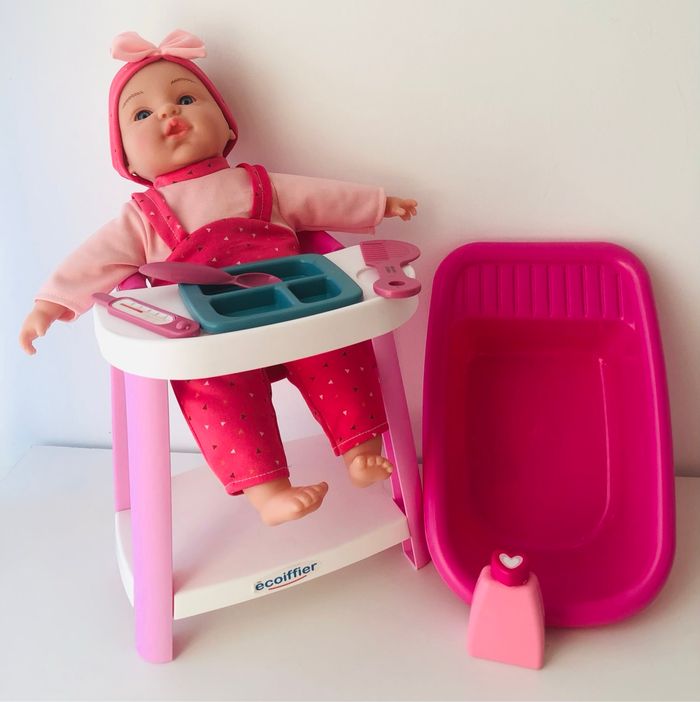 Poupée avec accessoires - photo numéro 2