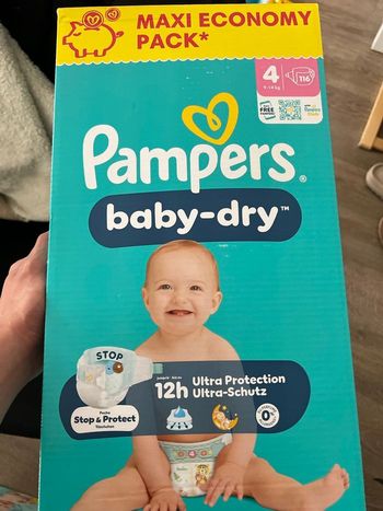 Pampers baby dry taille 4