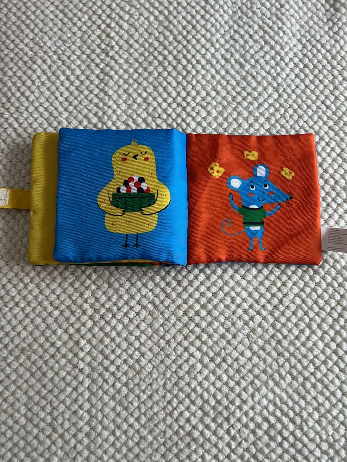 Mon livre tout-doux et hochet Le chat Yoyo éditions - photo numéro 8