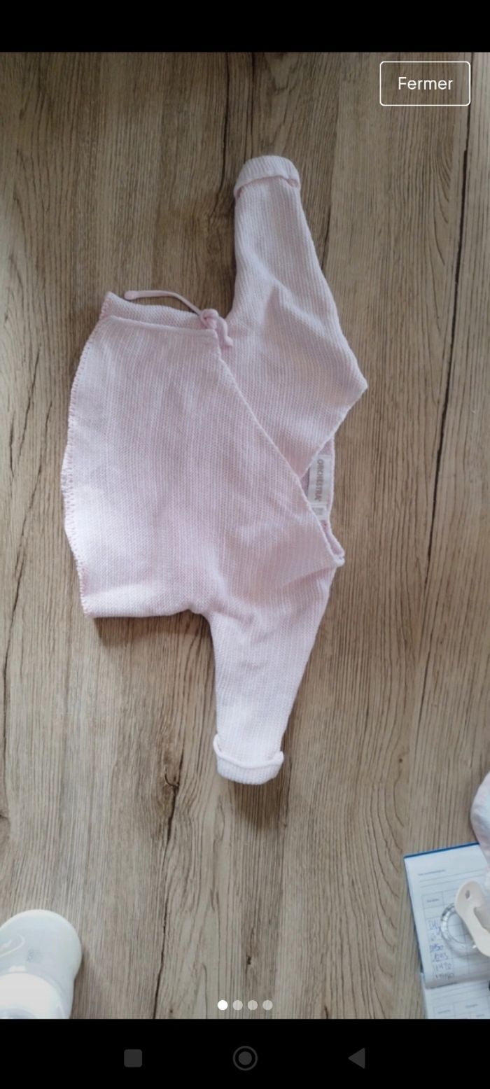 Gilet naissance neuf