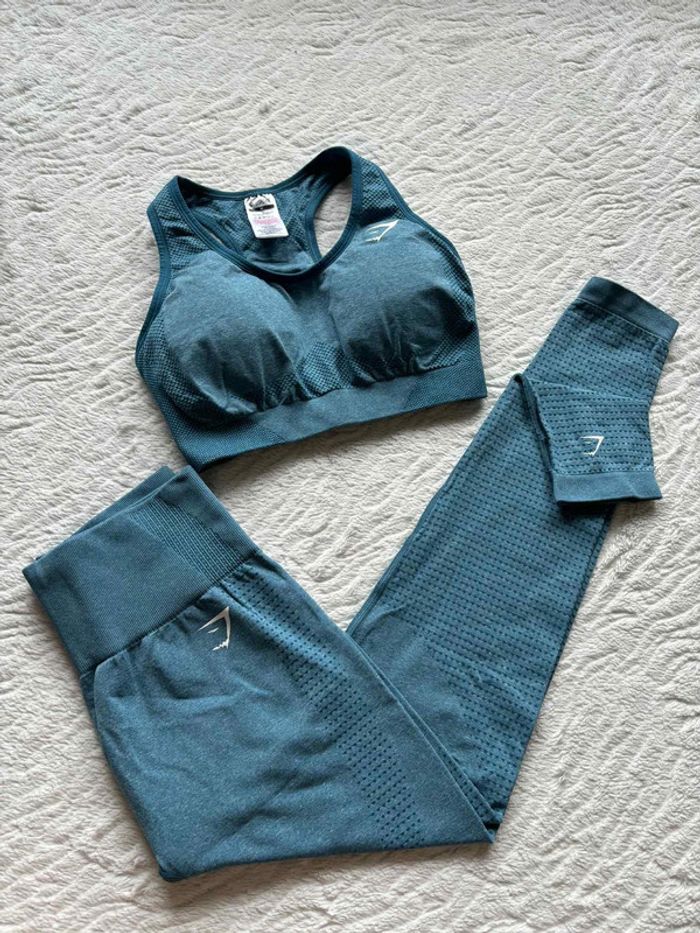 Ensemble Gymshark Vital Seamless – Brassière Legging taille haute Bleu Turquoise M/38– Comme Neuf