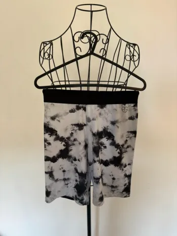 Short fille - Taille 170/176 cm - Très bon état
