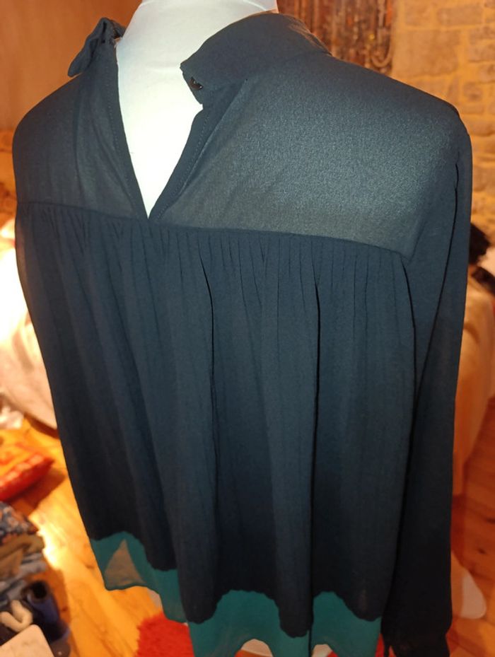 Jolie blouse plissée et semi transparente taille 40 Vila Clothes - photo numéro 6
