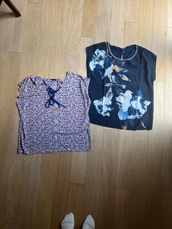 Vends lot de 2 tee-shirt Jacqueline riu taille 4- bon état