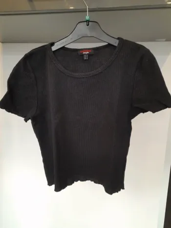 T shirt jennyfer taille s