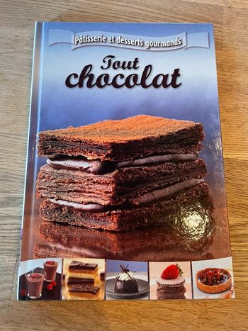 Livre de cuisine Femme Actuelle Pâtisserie et desserts gourmands Tout chocolat