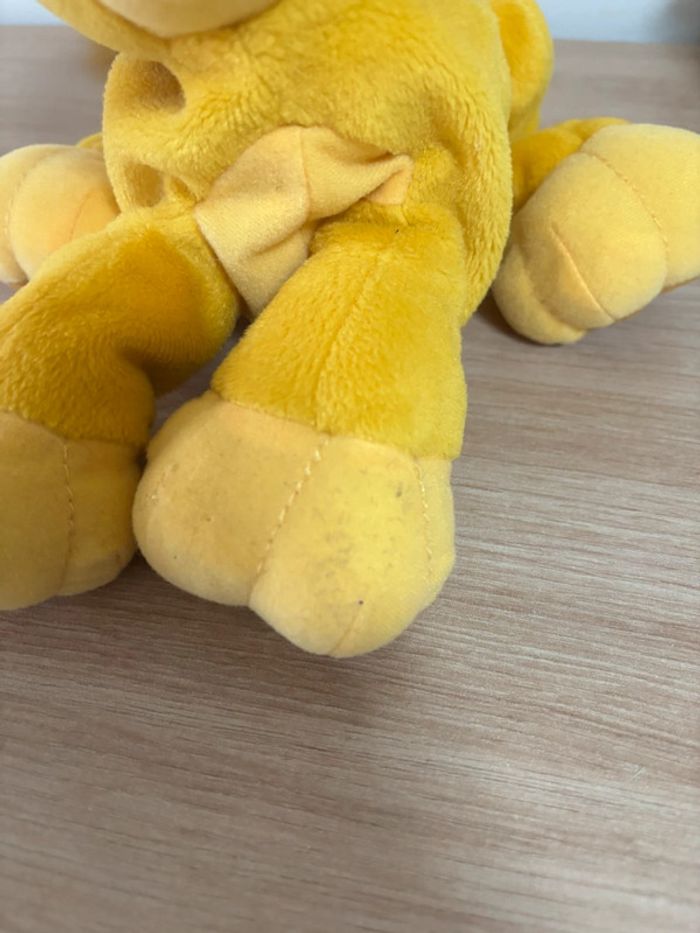 Peluche vintage simba roi lion grelot hasbro Disney 2002 - photo numéro 7