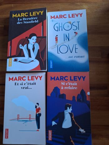 Lot de livre de Marc Levyû