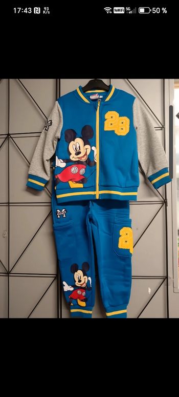 Jogging Mickey 8 ans