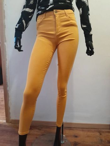 Jeans jaune slim Jennyfer taille 36