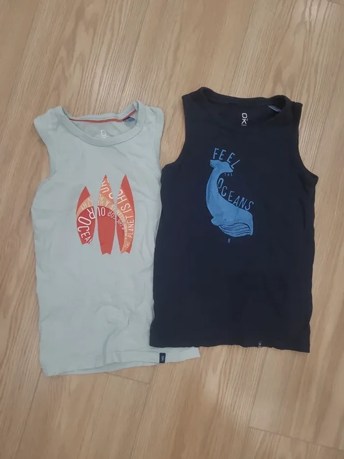 Lot 2 t-shirts sans manches