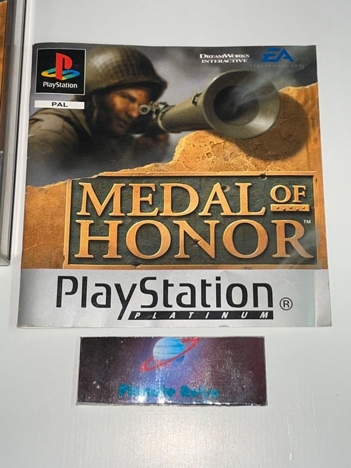 Medal Of Honor - Jeu PS1 Avec Notice Version Platinum Française Sony - photo numéro 4