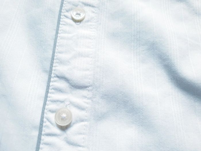 Chemise blanche rayée blanc. Garçon 5 ans. Marque Du pareil au même - photo numéro 2