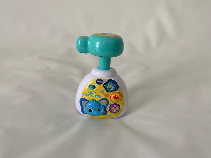 Distributeur de savon pousse-pousse Vtech