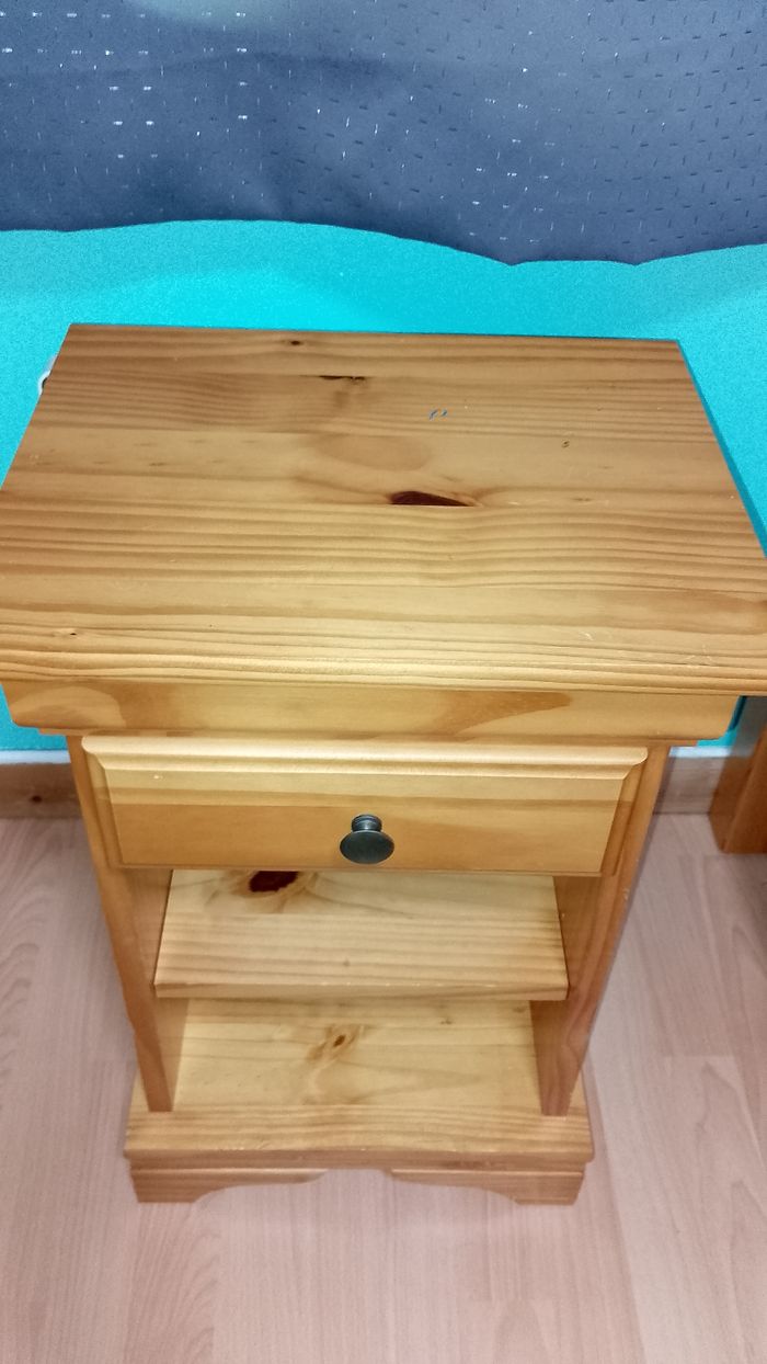 Table de nuit,de chevet en bois - photo numéro 2