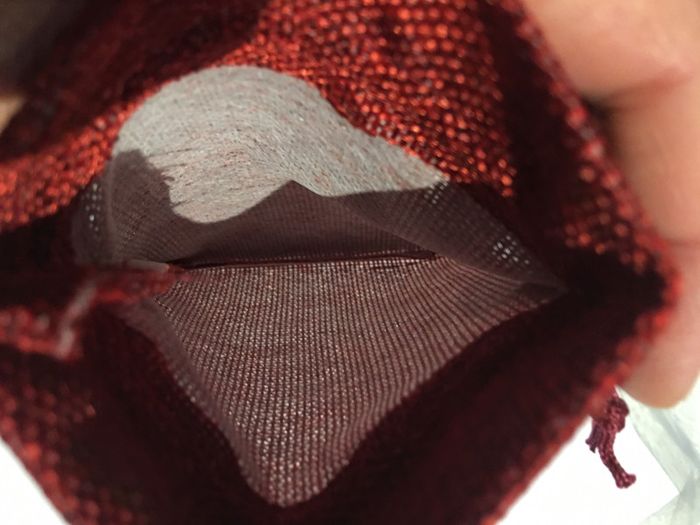 Pochettes en tissus rouge! Neuves - photo numéro 2