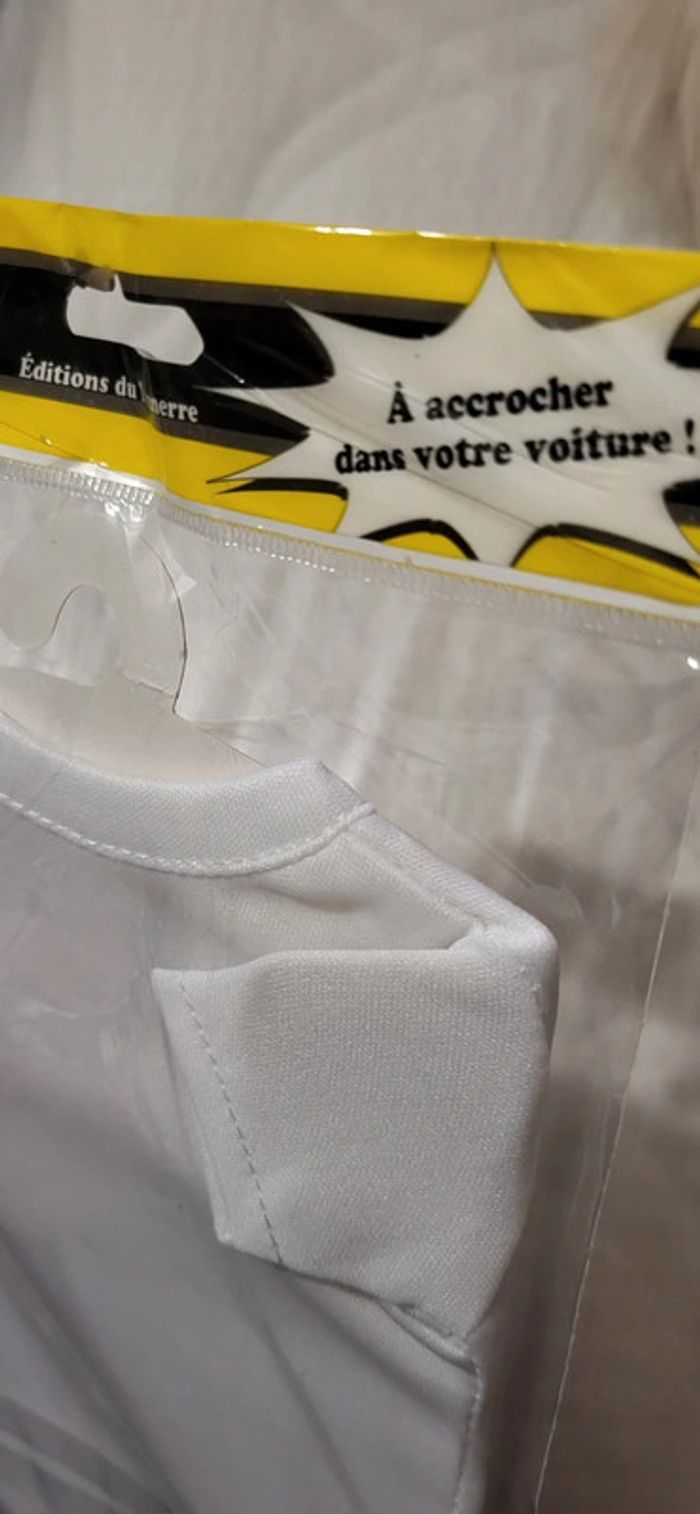 Sticker voiture - photo numéro 3