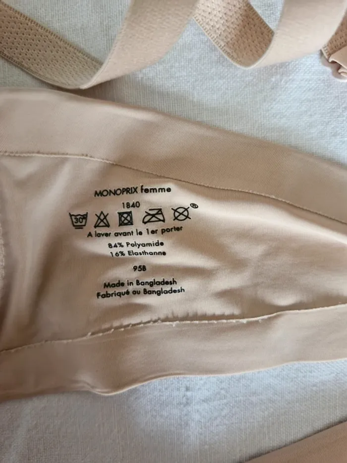 Soutien- gorge - photo numéro 5