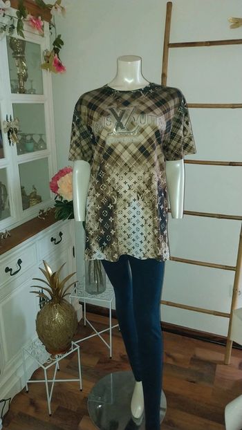 Tshirt imprimé Tons Marrons taille Unique très bon état