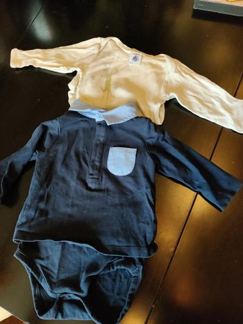 Lot de deux body manche longue 6 mois