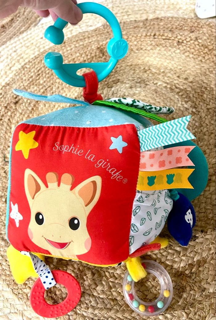 Maxi cube sensoriel Sophie la girafe - photo numéro 2