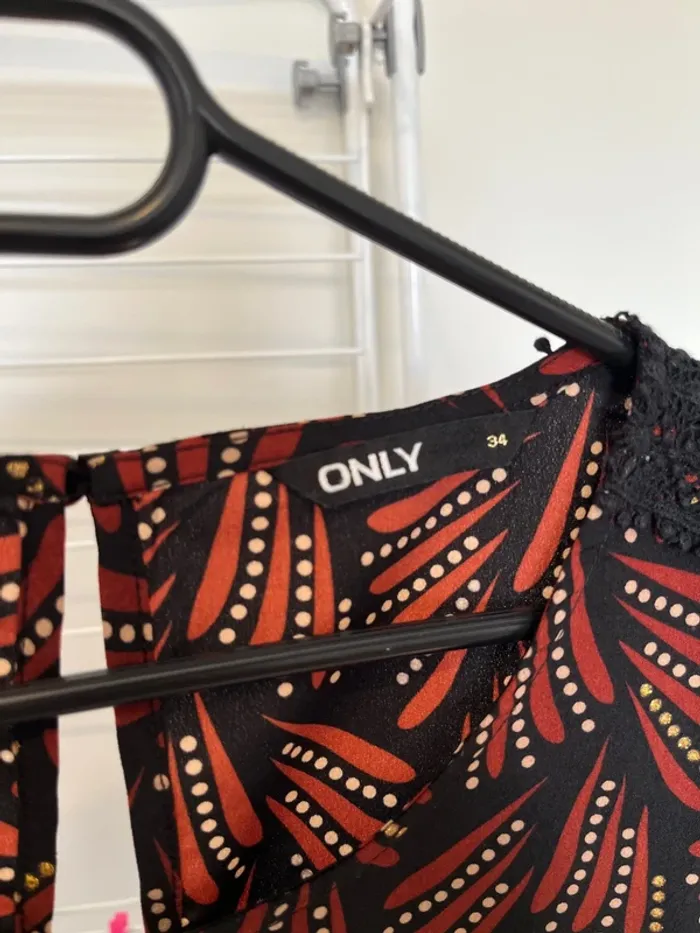 Haut only taille 34 - photo numéro 3
