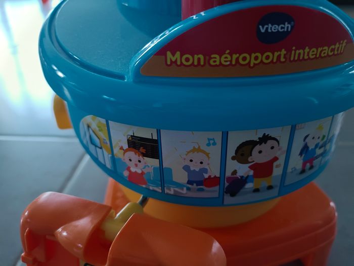Mon Aéroport interactif Tut Tut bolides + hélicoptère de VTech - photo numéro 3