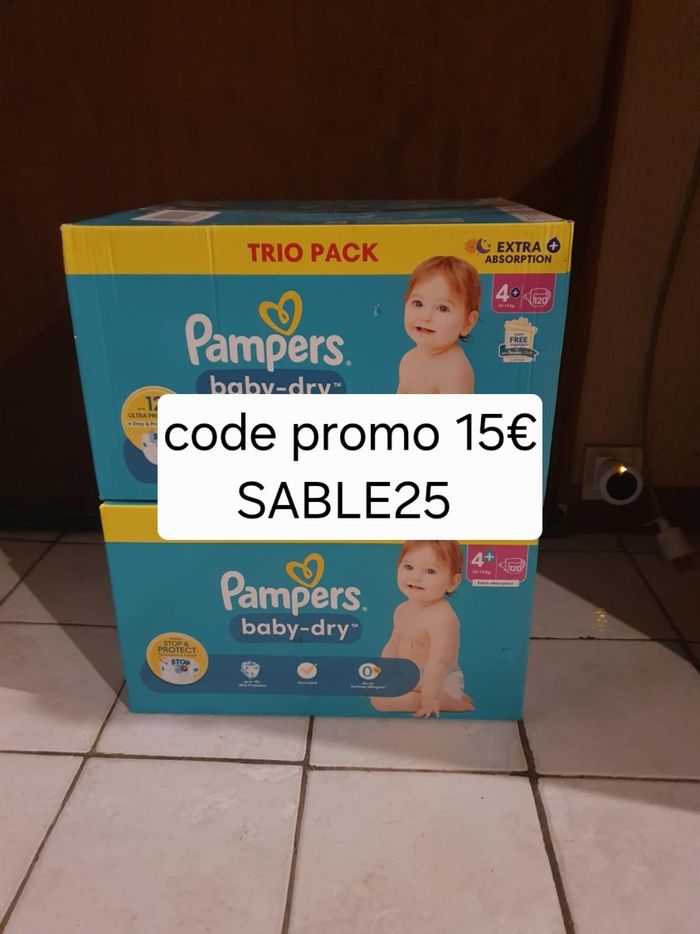 240 couches Pampers baby-dry taille 4+