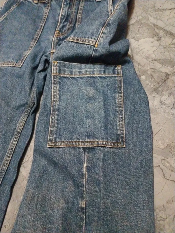 Jeans droit T.34 - photo numéro 2