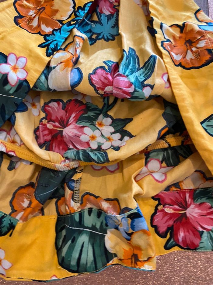 Crop top fleuri taille 36 Stradivarius - photo numéro 4