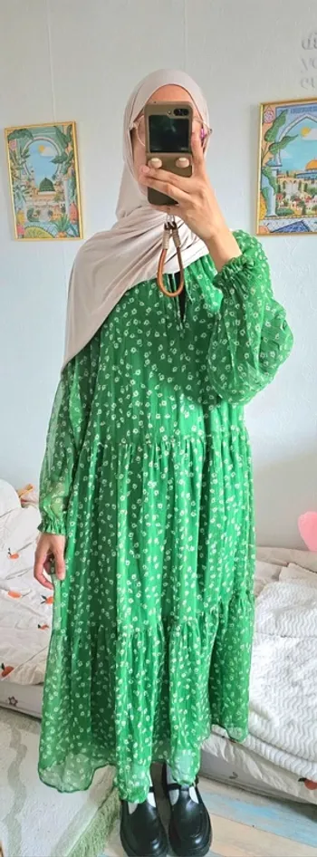 🌿 Robe mi-longue bohème fleurie H&M taille M 🌿