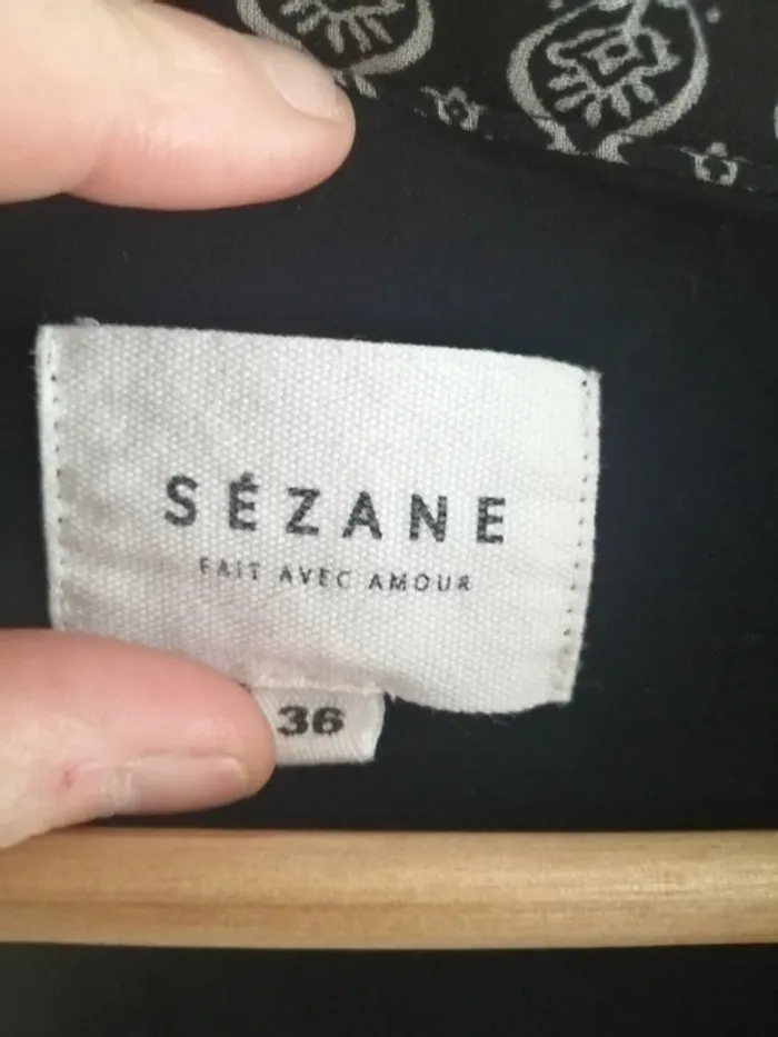 Robe sezane modèle lane noir imprimé ethnique - photo numéro 10