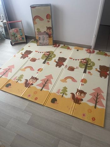 Tapis d’éveil et d’activité bébé 