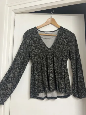 Sublime blouse neuve - taille XS - pull & bear