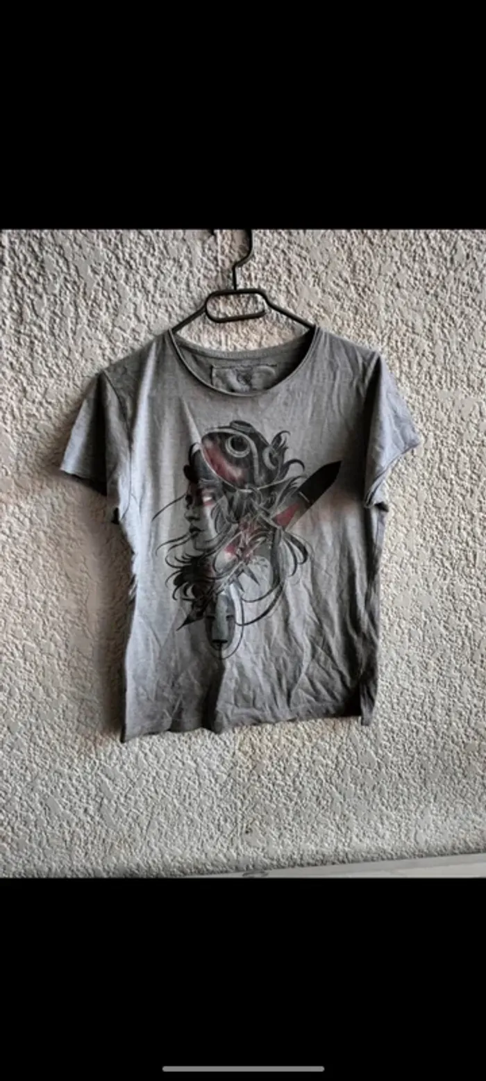 3 tee shirt imprimé, 2 star Wars et 1 roger owl T S - photo numéro 3