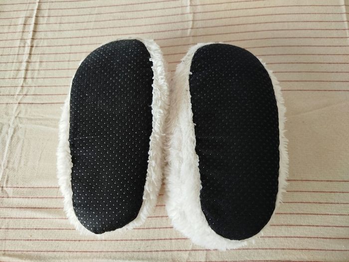 Chaussons ou pantoufles pointure 30 -31 - photo numéro 7