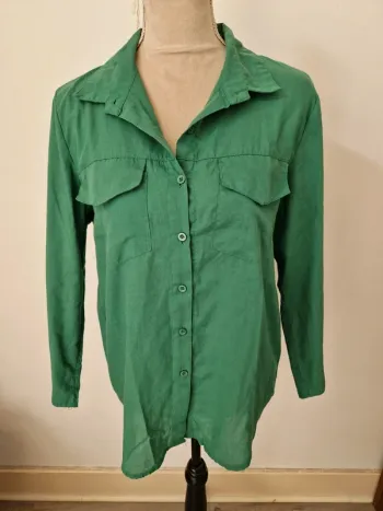 Chemise verte taille l
