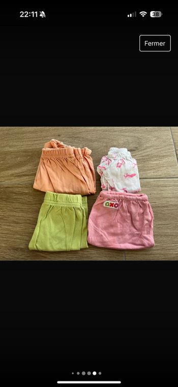 Lot 4 shorts + 2 ensembles 12 mois / 1 an
