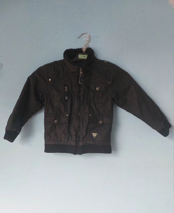 Manteau hiver 4 ans en très bon état